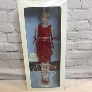 The Franklin Mint Diana Princess of Hearts 1998 Christmas Edition Portrait Doll
